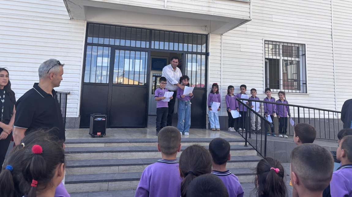 2025-2026 EĞİTİM ÖĞRETİM YILI İLKÖĞRETİM HAFTASI KUTLAMA PROGRAMIMIZDAN KARELER